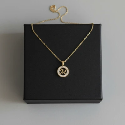 Personalizovaný náhrdelník s iniciálami