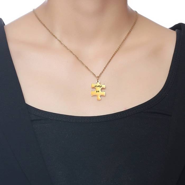 Personalizovaný puzzle náhrdelník