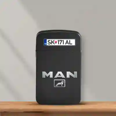 Personalizovaný zapaľovač - MAN