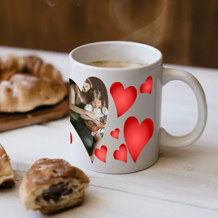 Personalizovaný hrnček so srdiečkami