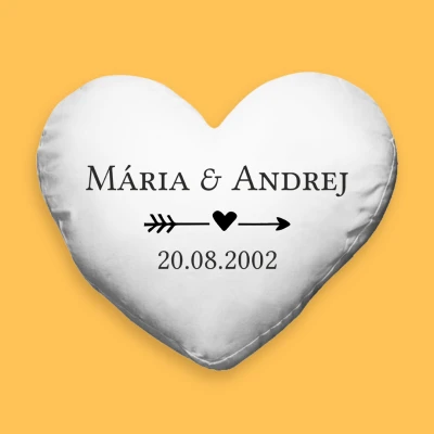 Personalizovaný vankúš v tvare srdca - Save the date so šípkou