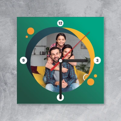 Personalizované stenné hodiny s fotografiou